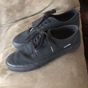 TH Payton Canvas Shoes🛍